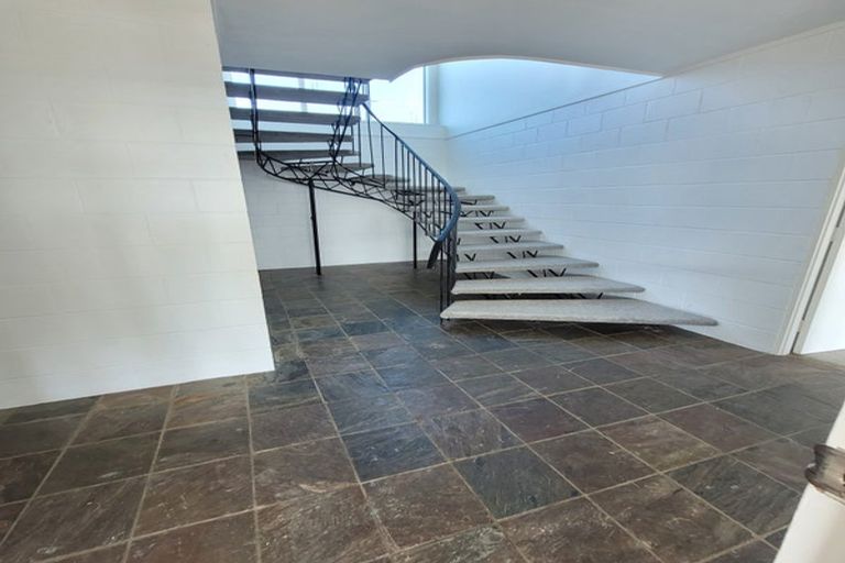 Photo of property in 3 Moera Place, Stanmore Bay, Whangaparaoa, 0932