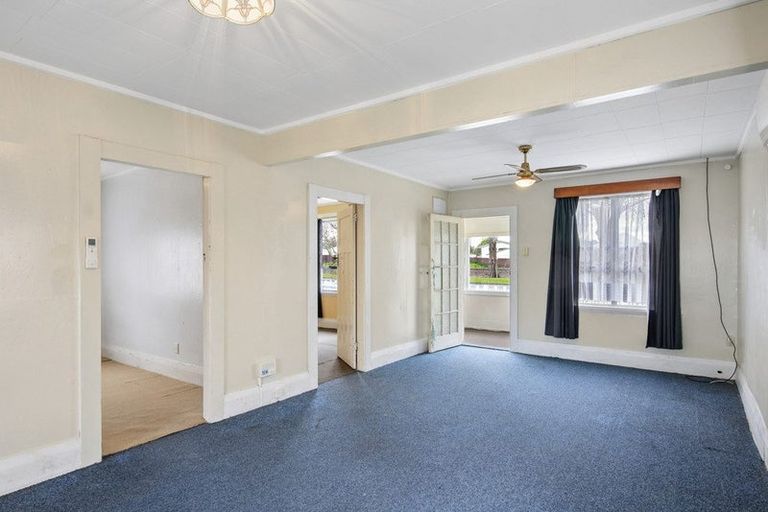 Photo of property in 232 Great South Road, Huntly, 3700
