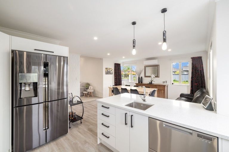 Photo of property in 6 Saint Keverne Close, Burwood, Christchurch, 8083