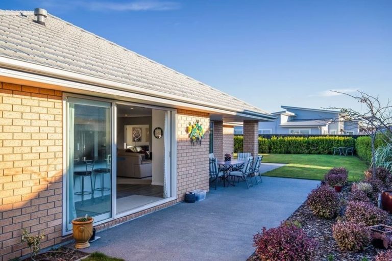 Photo of property in 35 Bayliss Drive, Kaiapoi, 7630