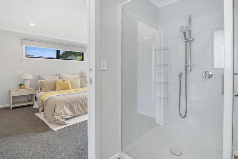 Photo of property in 137a Winchester Street, Levin, 5510