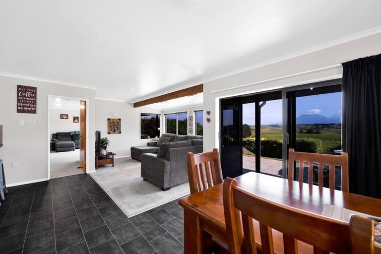 Photo of property in 14 Normanby Road, Normanby, Hawera, 4675