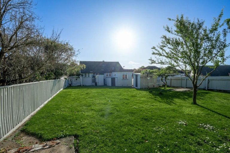 Photo of property in 5 Ngarimu Street, Roslyn, Palmerston North, 4414
