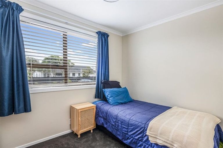 Photo of property in 166 Mark Avenue, Grenada Village, Wellington, 6037