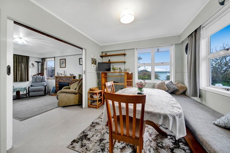 Photo of property in 76 Blake Street, Waitara, 4320