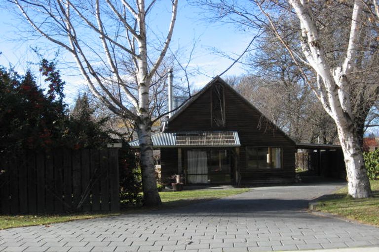 Photo of property in 2 Tapley Paddock, Wanaka, 9305