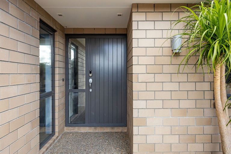 Photo of property in 33 Aquila Crescent, Rototuna North, Hamilton, 3210