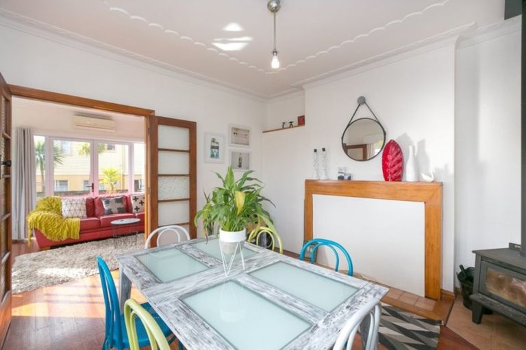 Photo of property in 13 Tupoki Street, Glen Avon, New Plymouth, 4312