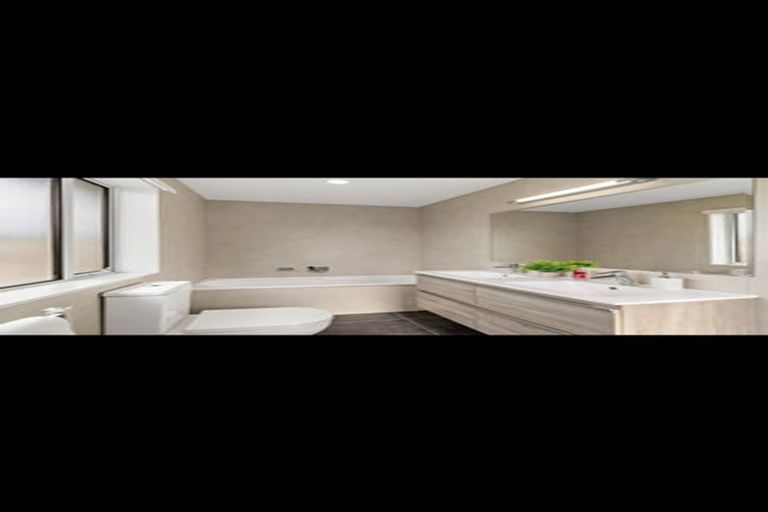 Photo of property in 20 Pikao Place, East Tamaki, Auckland, 2016