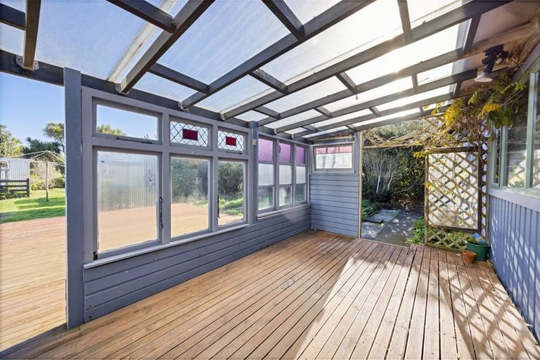 Photo of property in 2 Wilson Road, Opunake, 4616