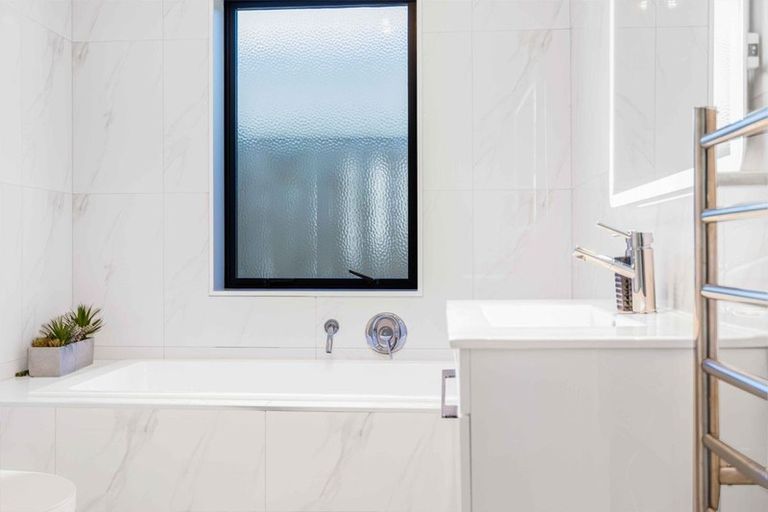 Photo of property in 11 Silver Beech Street, Takanini, 2110