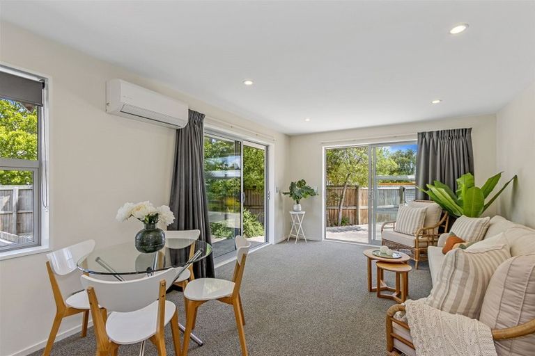 Photo of property in 1/6 Pawaho Place, Heathcote Valley, Christchurch, 8022