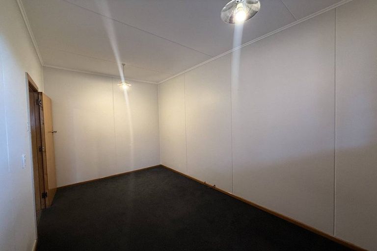 Photo of property in 2a Brooklyn Street, Green Island, Dunedin, 9018