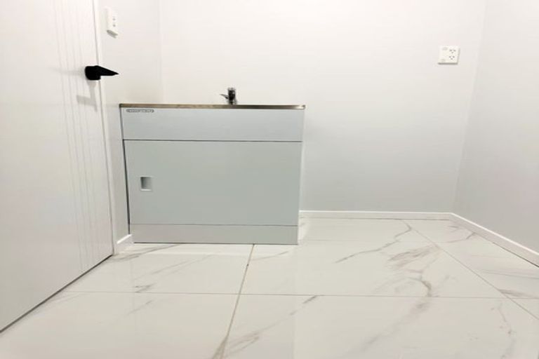 Photo of property in 13 Tower Hill, Stanmore Bay, Whangaparaoa, 0930