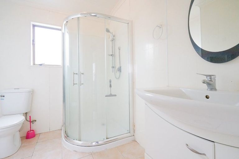 Photo of property in 32a Sikkim Crescent, Clover Park, Auckland, 2019