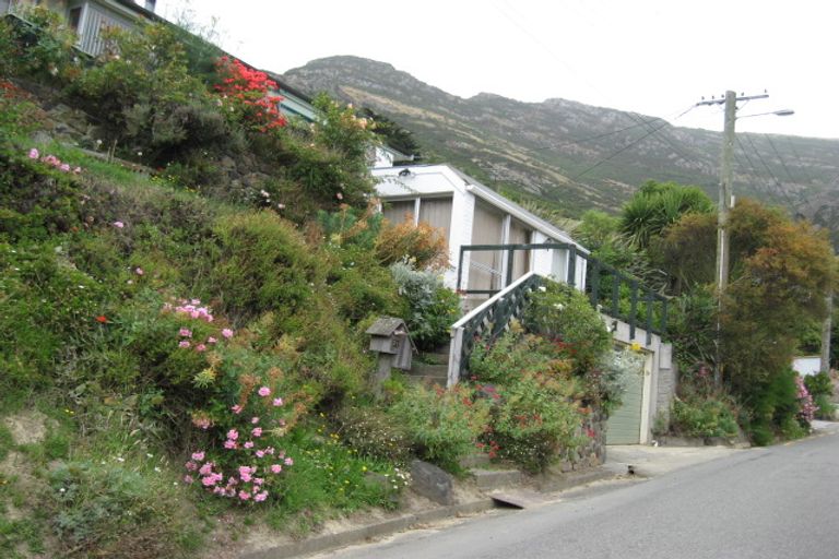 Photo of property in 19 Walkers Road, Lyttelton, 8082