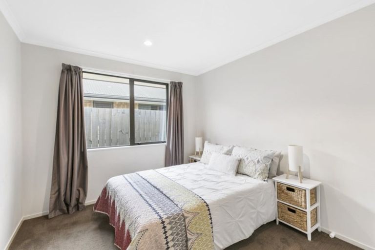 Photo of property in 1 The Palms, Rototuna, Hamilton, 3210