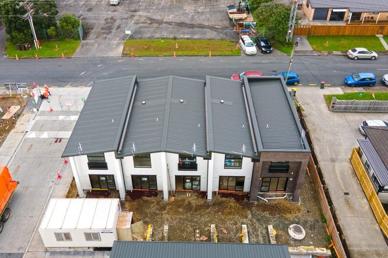 Photo of property in 148 Mcleod Road, Te Atatu South, Auckland, 0610