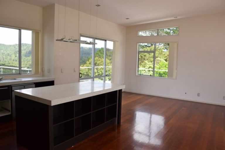 Photo of property in 37 Welsh Hills Road, Swanson, Auckland, 0614