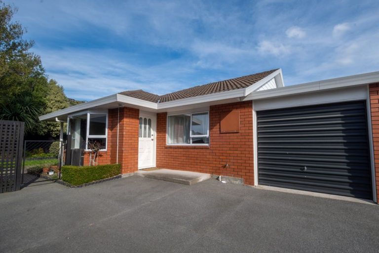 Photo of property in 1/100 Centaurus Road, Huntsbury, Christchurch, 8022