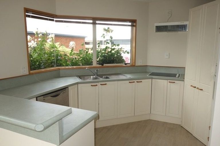 Photo of property in 11a Bentley Street, Russley, Christchurch, 8042