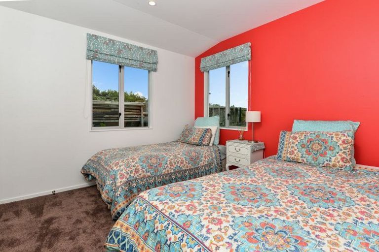 Photo of property in 56 Saint James Drive, Huntington, Hamilton, 3210