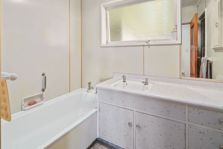 Photo of property in 26 Durham Street, Stoke, Nelson, 7011