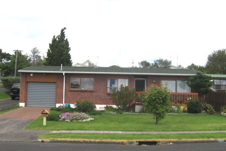 Photo of property in 1/26 Corunna Road, Milford, Auckland, 0620