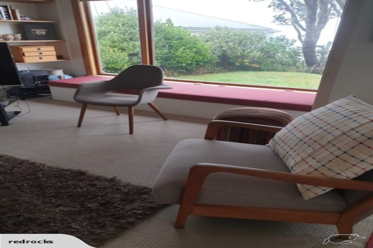 Photo of property in 36 Carlisle Street, Island Bay, Wellington, 6023