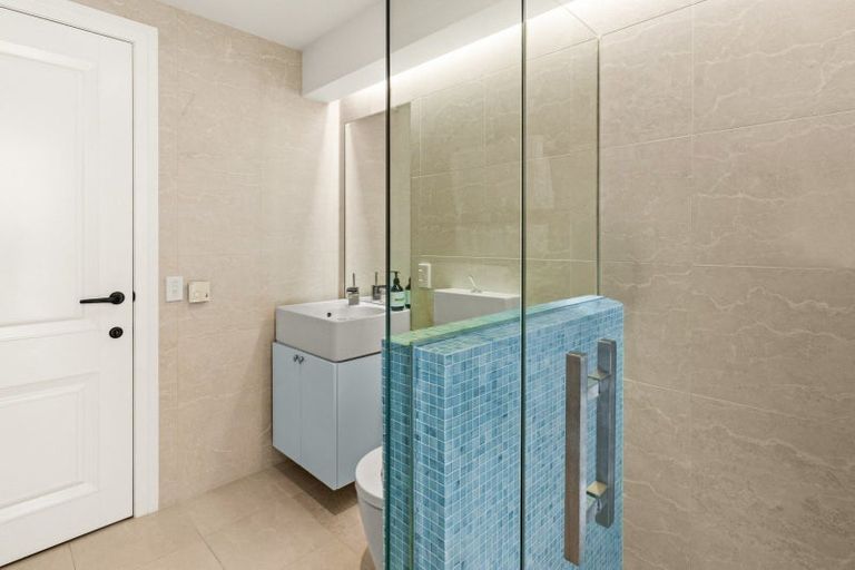 Photo of property in 8 Elizabeth Road, Bluff Hill, Napier, 4110