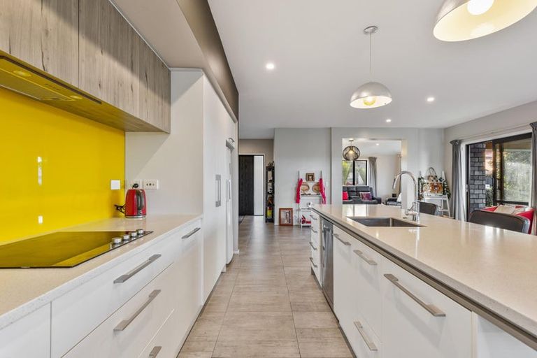 Photo of property in 2 Jessie Rise, Riverhead, 0820