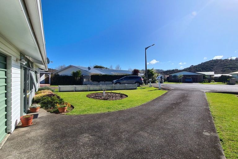 Photo of property in 6 Courthouse Lane, Coromandel, 3506