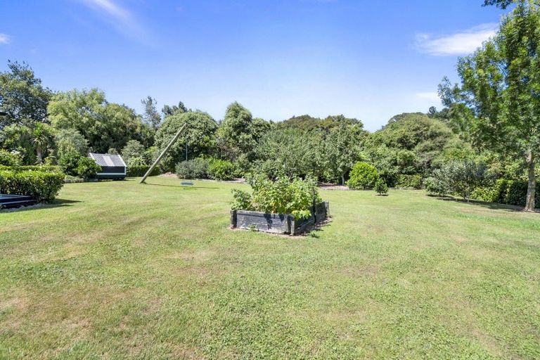 Photo of property in 38 Kingsdale Park Drive, Aokautere, Palmerston North, 4471