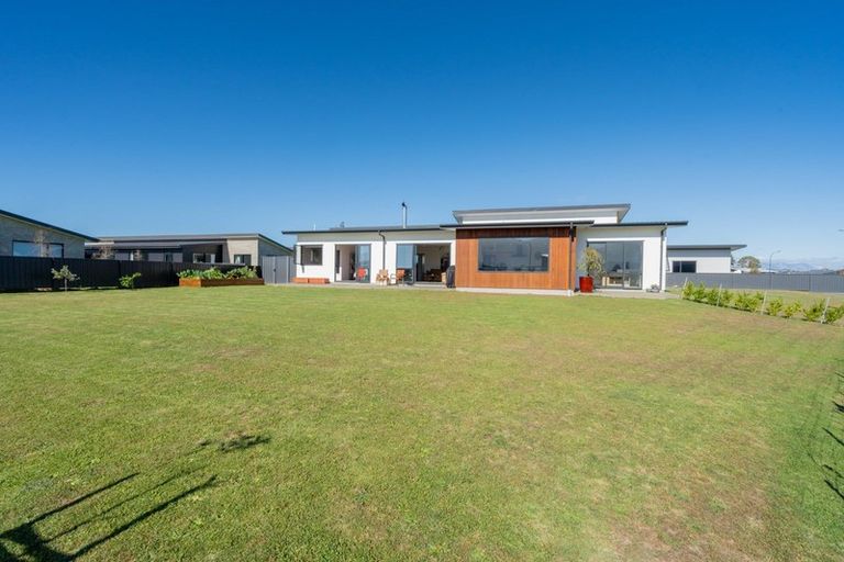 Photo of property in 10 Red Deer Place, Te Anau, 9600