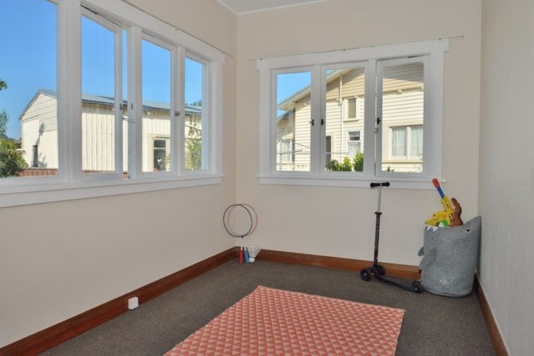 Photo of property in 277 Kahutia Street, Gisborne, 4010