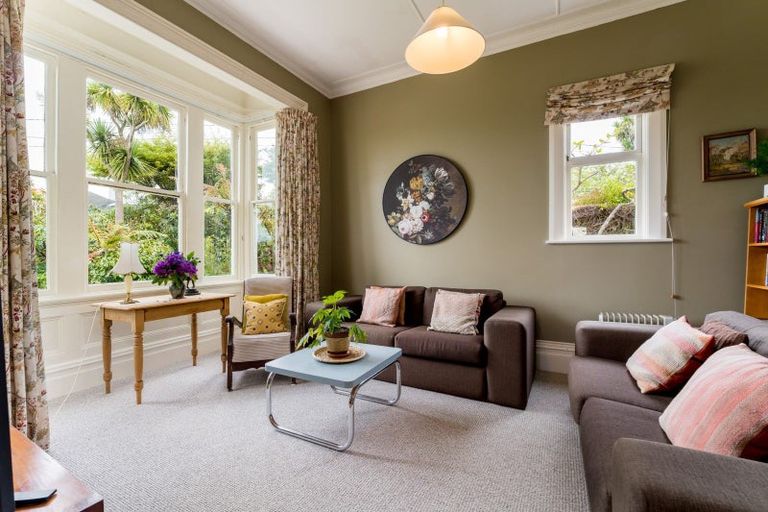 Photo of property in 15 Kenmure Road, Belleknowes, Dunedin, 9011