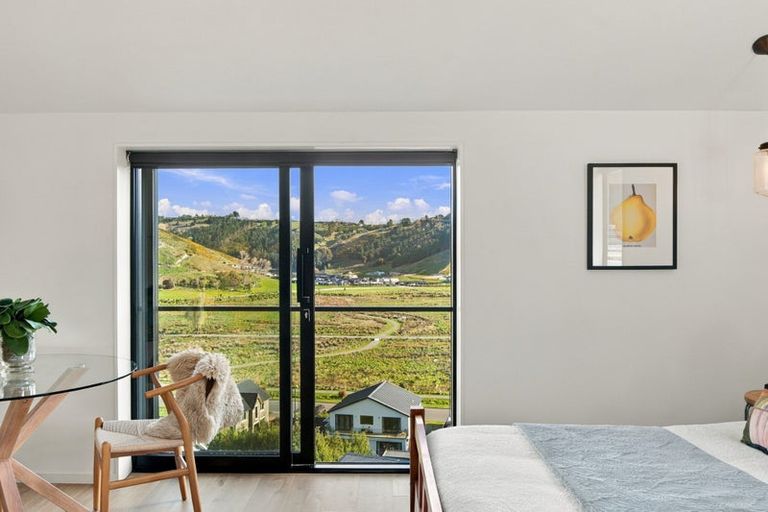 Photo of property in 5 Jahan Lane, Cashmere, Christchurch, 8022