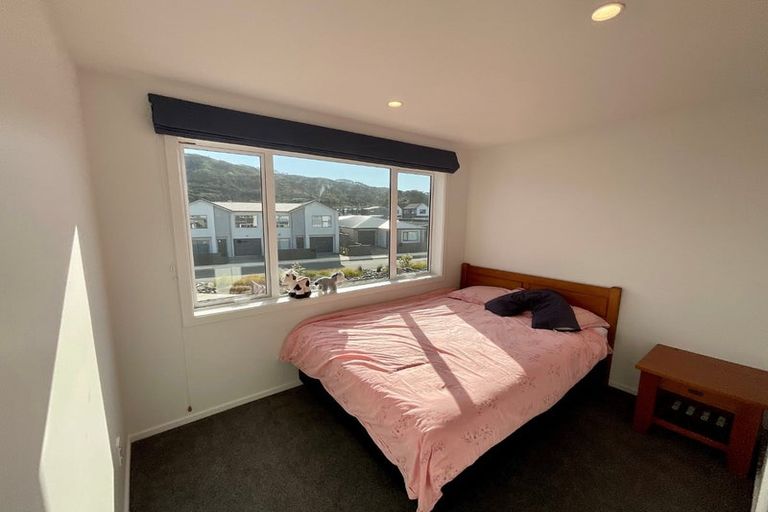 Photo of property in 11 Kamana Way, Kenepuru, Porirua, 5022
