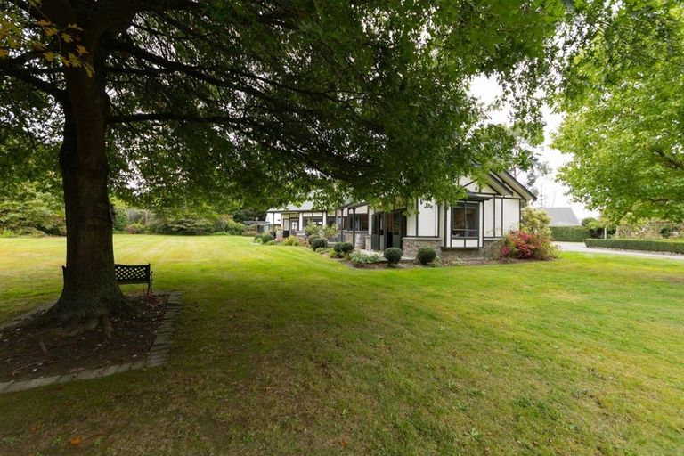 Photo of property in 44 Innerwell Lane, Ashhurst, Palmerston North, 4470