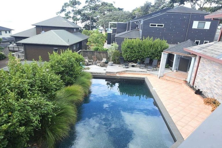 Photo of property in 166a Mellons Road, Mellons Bay, Auckland, 2014