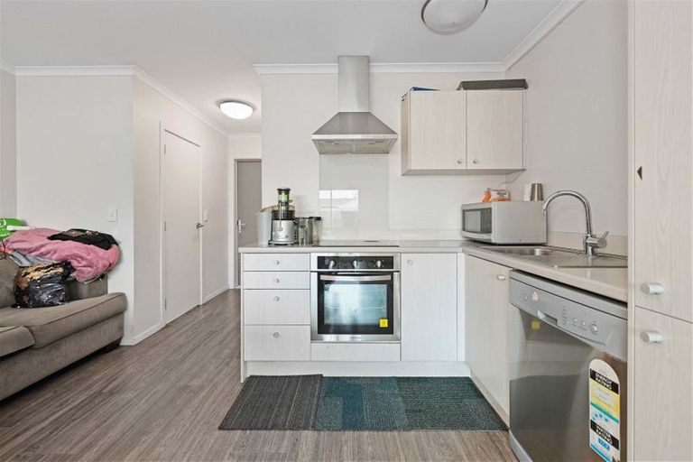 Photo of property in 65 Chiefs Court, Hamilton East, Hamilton, 3216