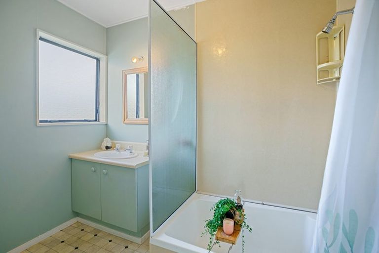 Photo of property in 39b Makarini Street, Paraparaumu, 5032