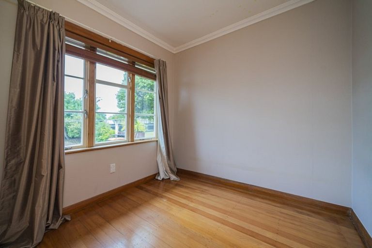 Photo of property in 351 Ruahine Street, Terrace End, Palmerston North, 4410
