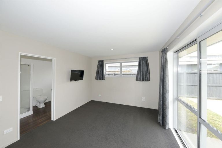 Photo of property in 238a Breezes Road, Aranui, Christchurch, 8061