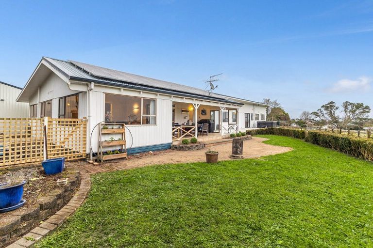 Photo of property in 464 Bald Hill Road, Waiuku, 2681
