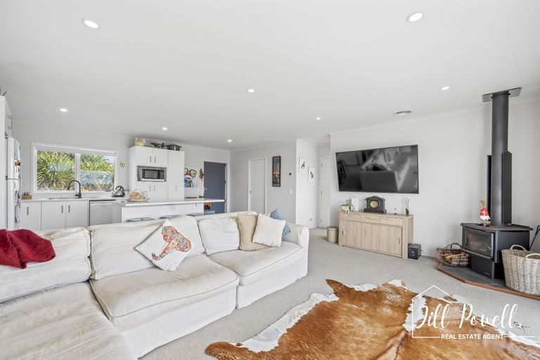 Photo of property in 611 Bickerstaffe Road, Maungaturoto, 0587