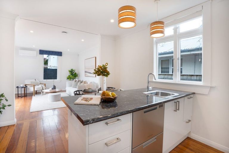 Photo of property in 27a Liverpool Street, Trentham, Upper Hutt, 5018