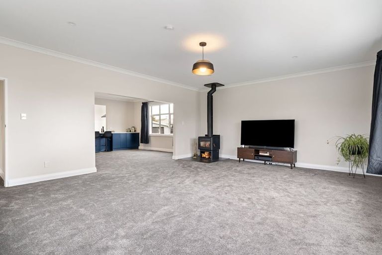 Photo of property in 620 Pioneer Highway, Highbury, Palmerston North, 4412