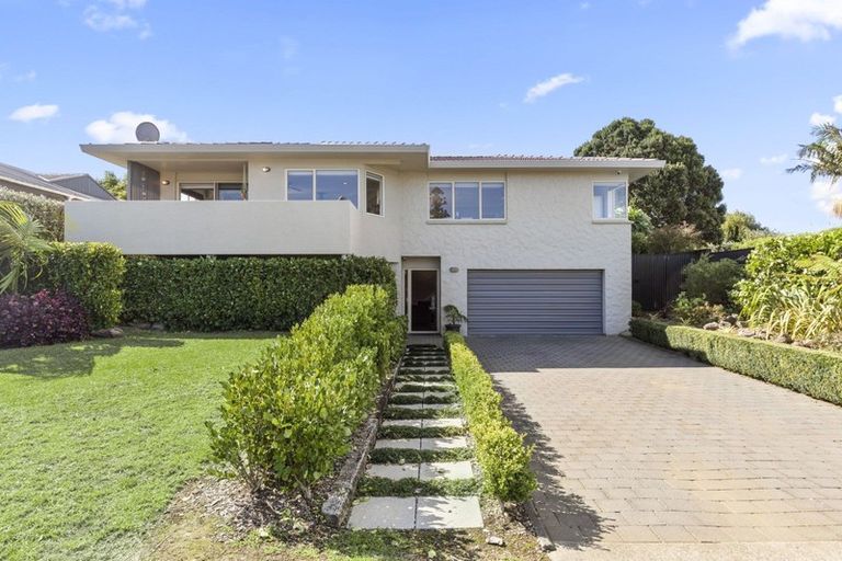 Photo of property in 27 Stella Drive, Clarks Beach, 2122