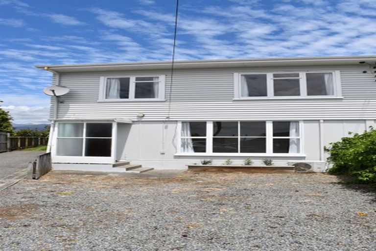 Photo of property in 11 Kauri Street, Levin, 5510